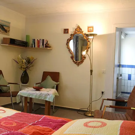 Cozy With Garden In Near The Sea * Klutz